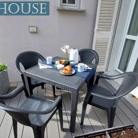 Palm House Apartment Brusimpiano Exterior photo